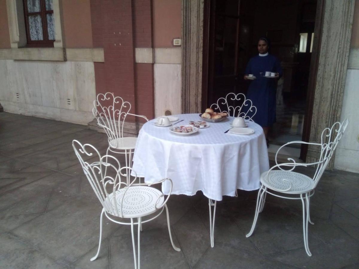 Casa S. Giuseppe Di Cluny Frühstückspension *