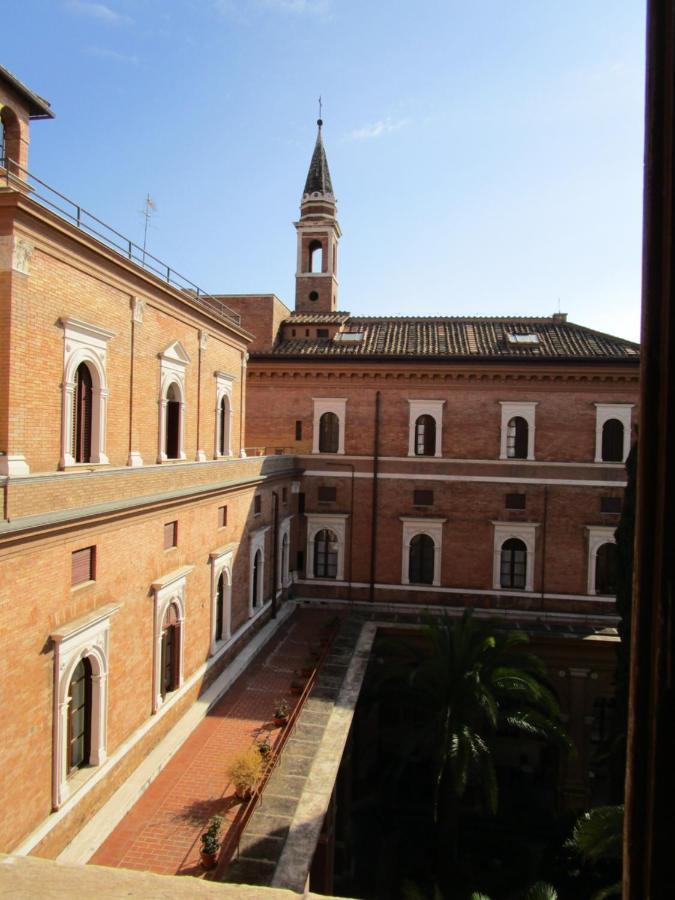 Casa S. Giuseppe Di Cluny Acomodação com café da manhã 